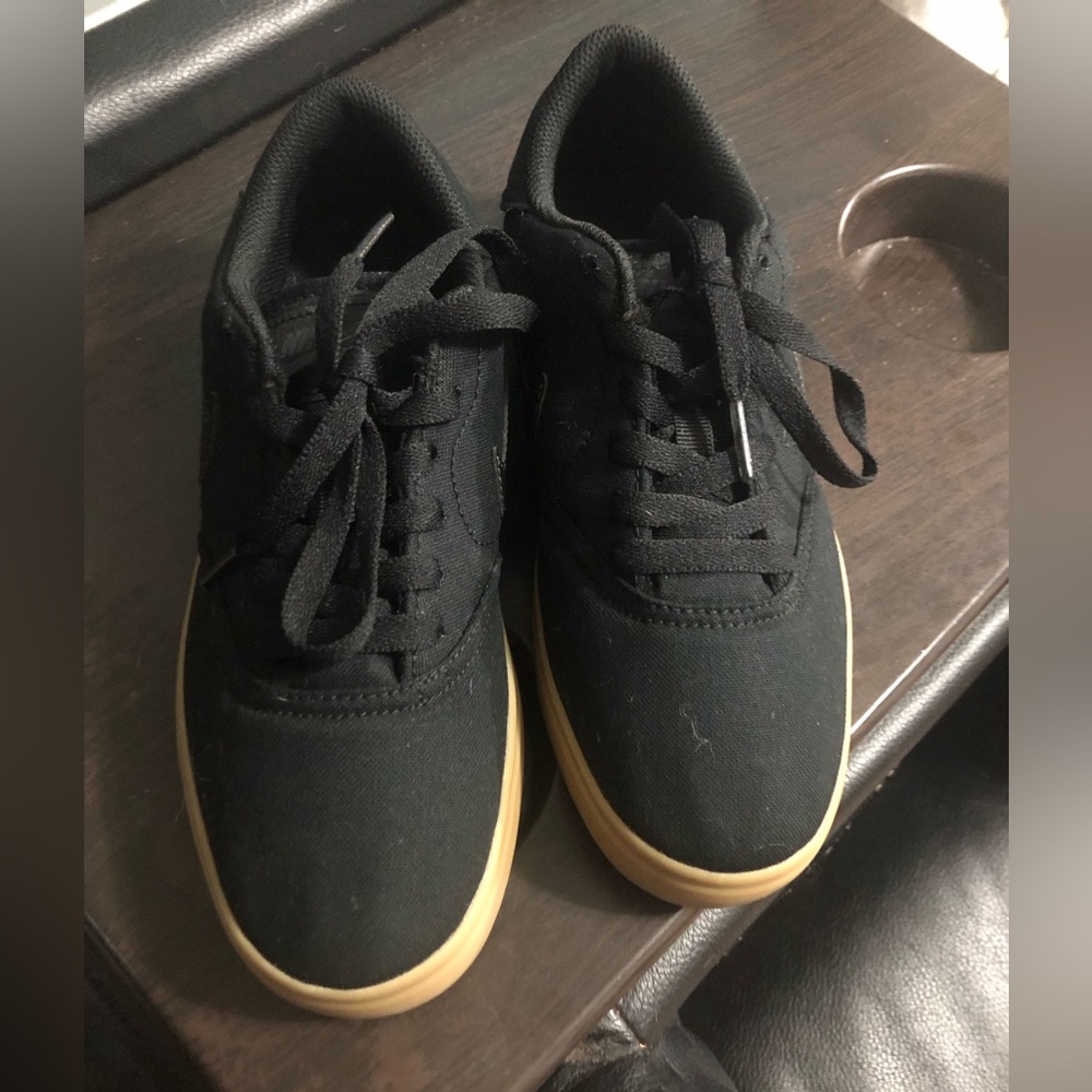 Nike Black Sneakers with Tan Sole